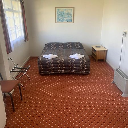Cheviot Hotel Dış mekan fotoğraf